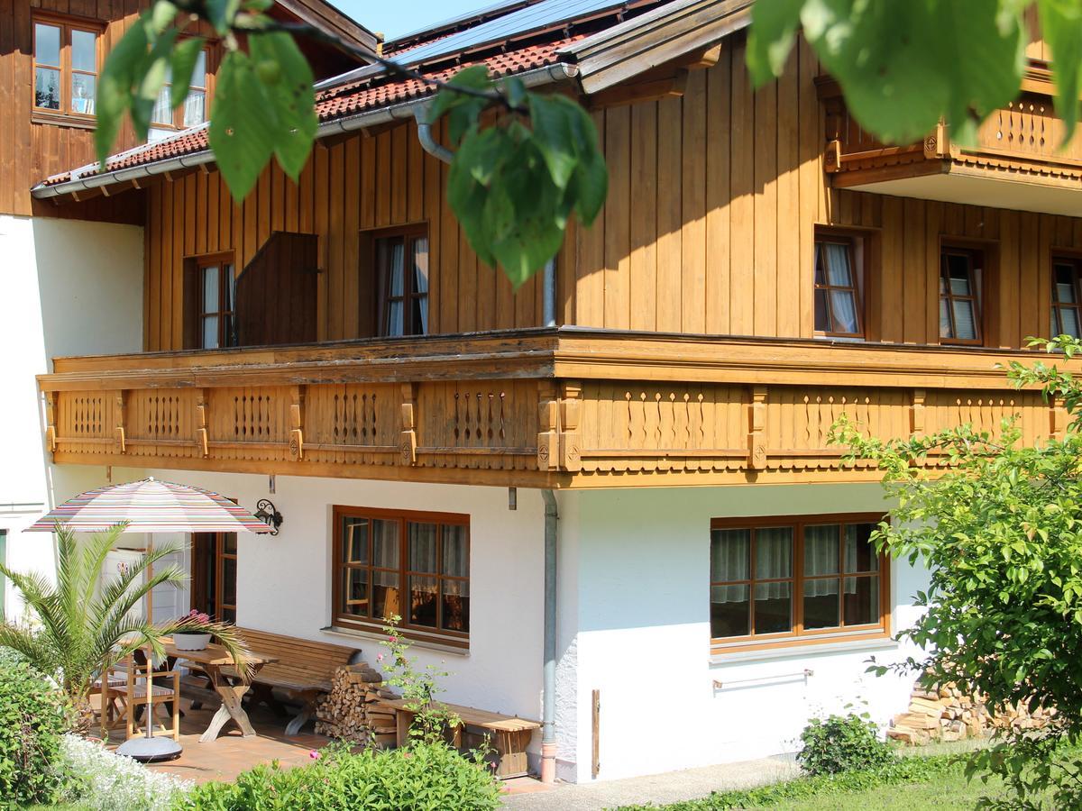 Gaestehaus Alpin - Inkl. Chiemgau-Karte Bergen  Ngoại thất bức ảnh