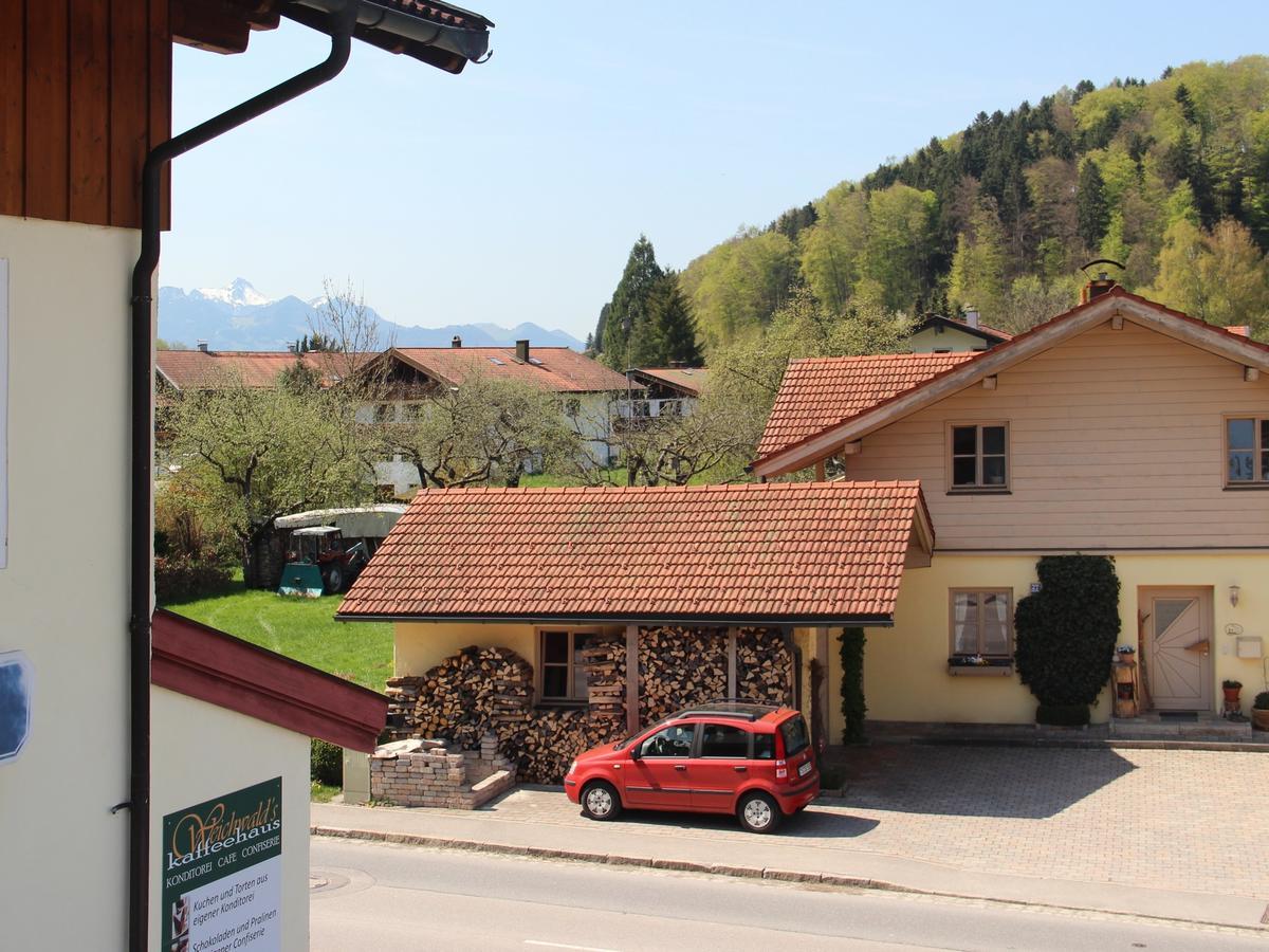 Gaestehaus Alpin - Inkl. Chiemgau-Karte Bergen  Ngoại thất bức ảnh